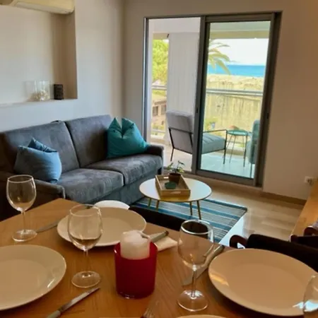 Casa vacanze Sea View Near Ilette - Sleeps 4 - Parking