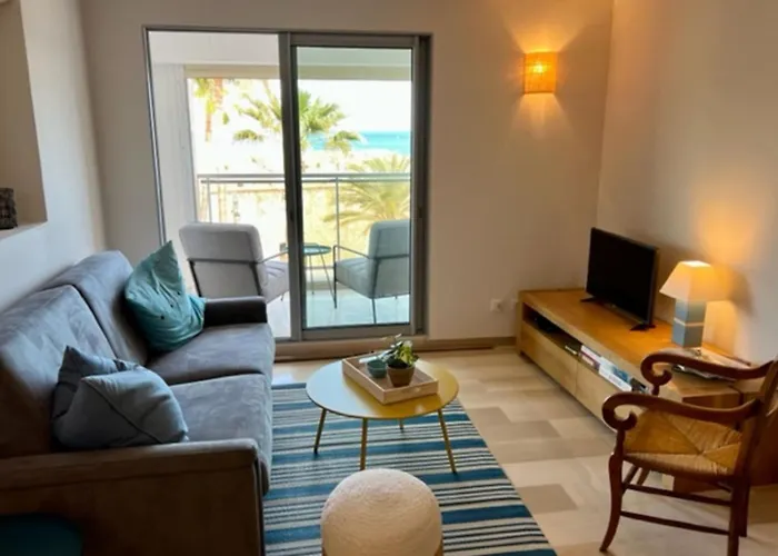 Feriehus Sea View Near Ilette - Sleeps 4 - Parking Antibes