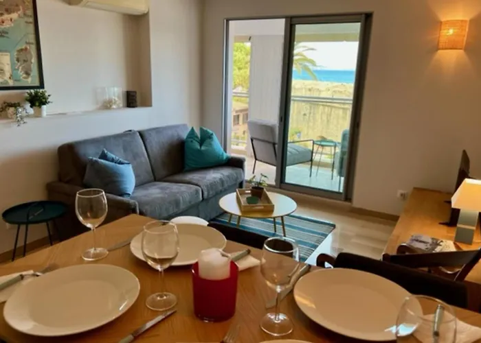 Feriehus Sea View Near Ilette - Sleeps 4 - Parking