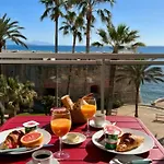 펜션 Sea View Near Ilette - Sleeps 4 - Parking *