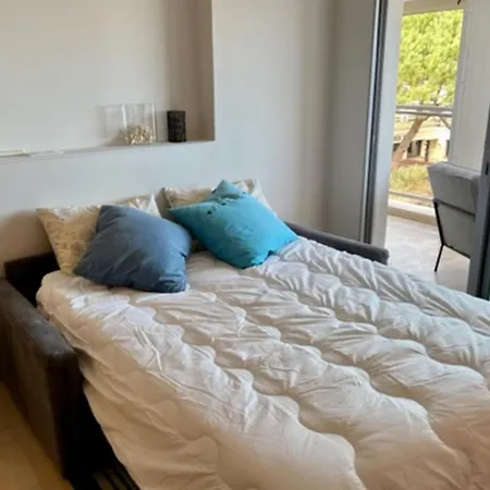 Sea View Near Ilette - Sleeps 4 - Parking