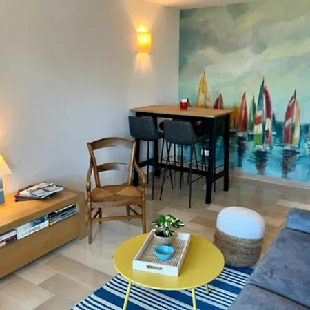 Sea View Near Ilette - Sleeps 4 - Parking Сasa de vacaciones *