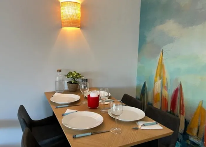 Sea View Near Ilette - Sleeps 4 - Parking