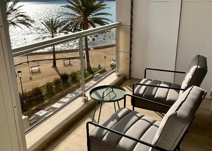 Sea View Near Ilette - Sleeps 4 - Parking *