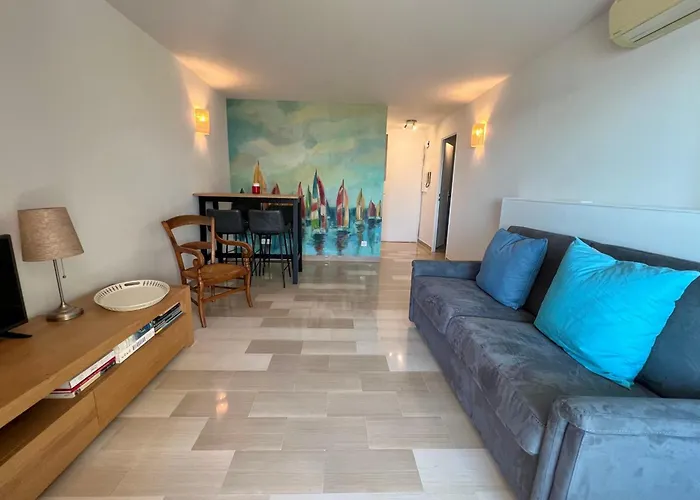 別荘 Sea View Near Ilette - Sleeps 4 - Parking *